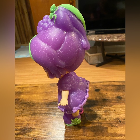 Bubble Trouble Grape Fun Doll - Picture 6 of 7